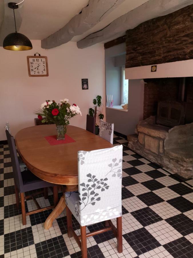 Ty Flour Di Lys Rochefort-en-Terre Exterior foto